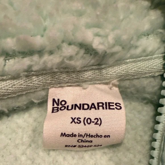 Cozy Mint Green Women’s Jacket - Picture 2 of 4